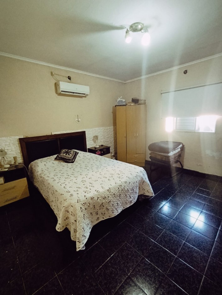 En venta hermosa casa 2 dormitorios EXCELENTE INVERSION