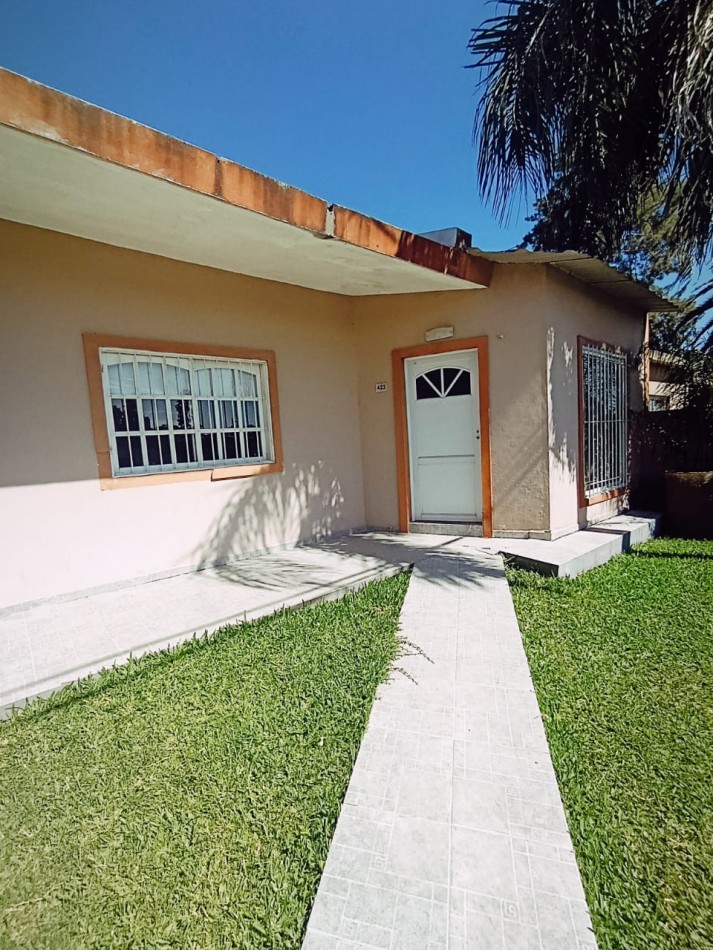 En venta hermosa casa 2 dormitorios EXCELENTE INVERSION