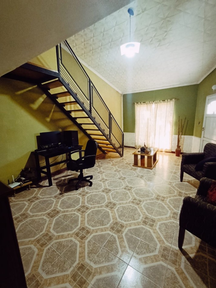 En venta hermosa casa 2 dormitorios EXCELENTE INVERSION