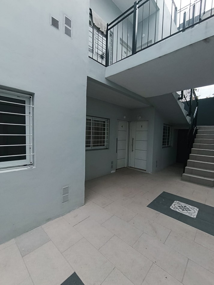 Se alquila departamento en planta baja a estrenar en Avenida Ramirez y Estado de Israel - zona sur 