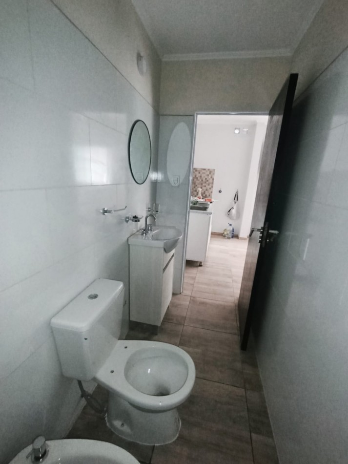 Se alquila departamento en planta baja a estrenar en Avenida Ramirez y Estado de Israel - zona sur 