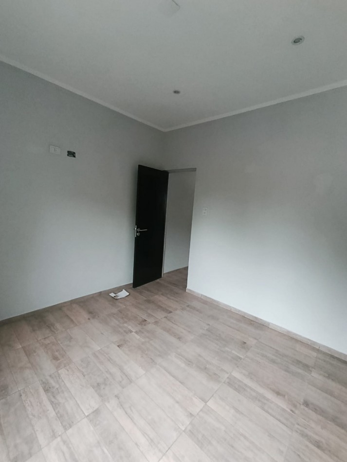 Se alquila departamento en planta alta a estrenar 1 dormitorio 