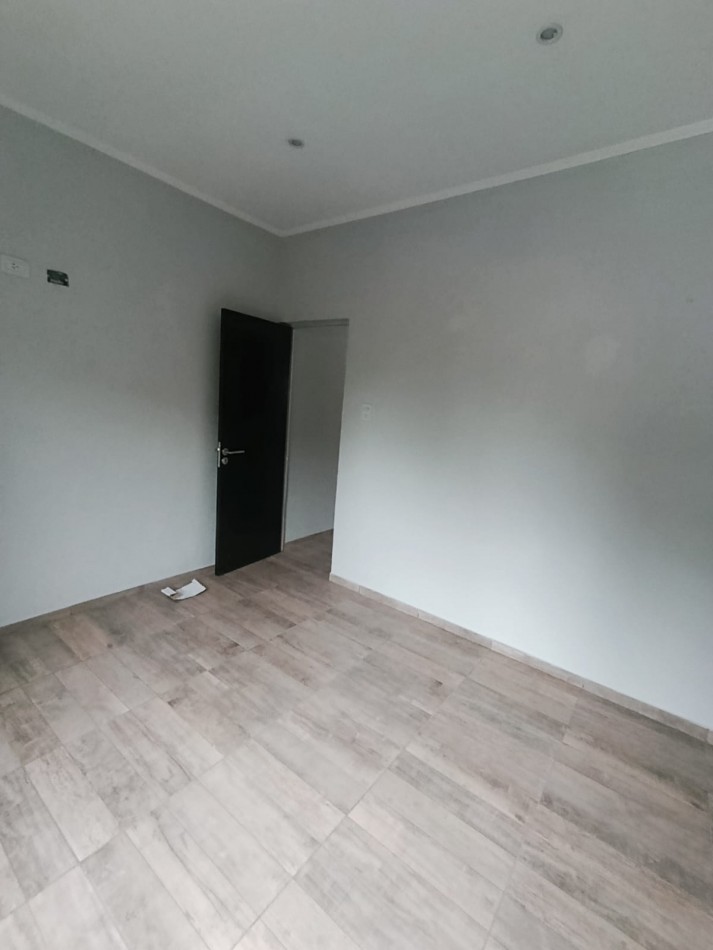 Se alquila departamento en planta alta a estrenar 1 dormitorio 