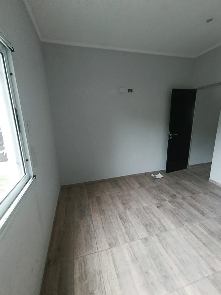 Se alquila departamento en planta alta a estrenar 1 dormitorio 