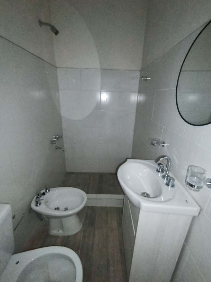 Se alquila departamento en planta alta a estrenar 1 dormitorio 