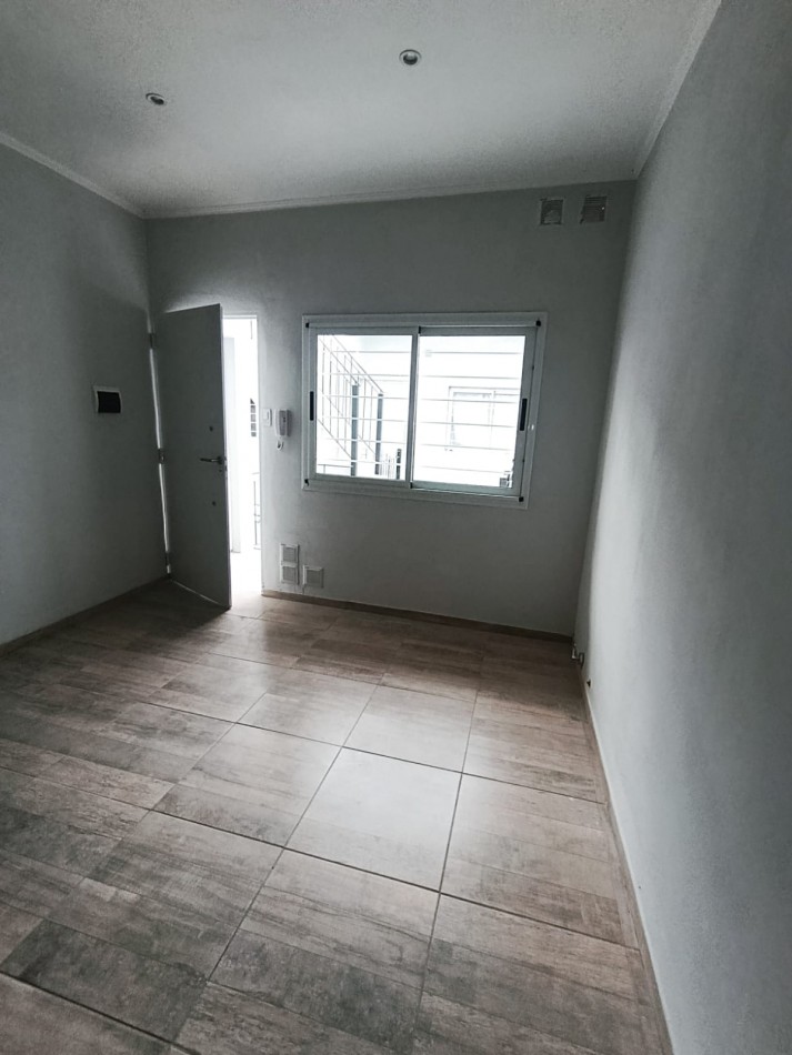 Se alquila departamento en planta alta a estrenar 1 dormitorio 