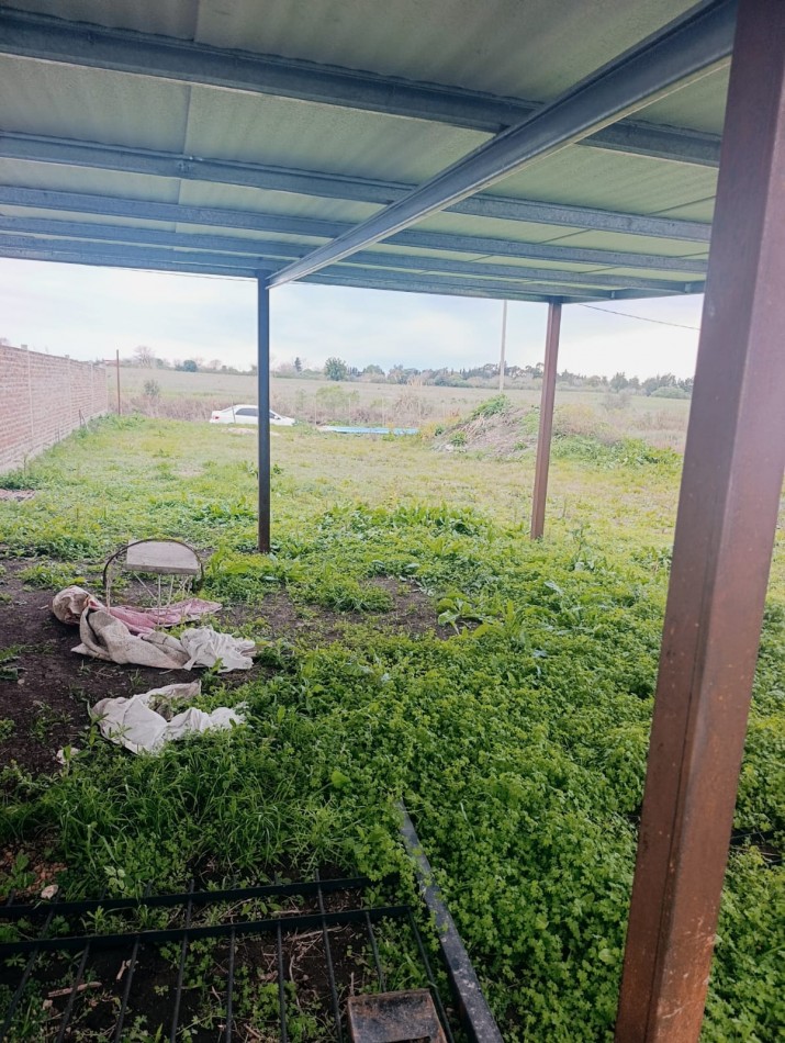 En venta terreno con quincho a terminar y pileta Oportunidad se viene el veranito