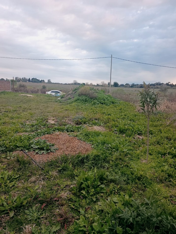 En venta terreno con quincho a terminar y pileta Oportunidad se viene el veranito