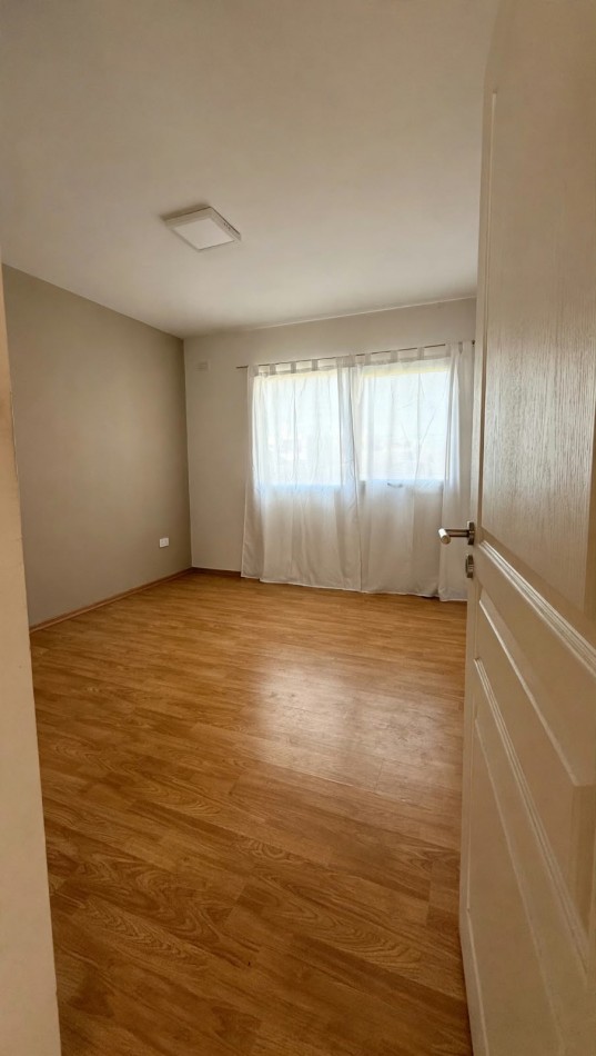 DUPLEX EN ALQUILER - ZONA CHANGO MAS, PARANA
