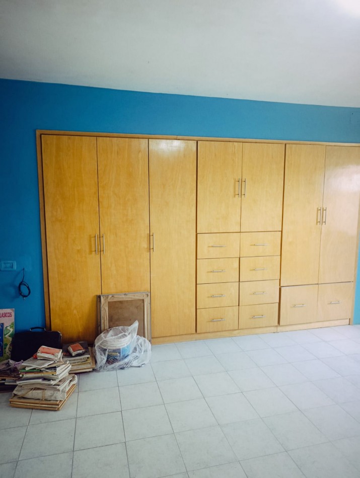 En venta hermosa casa zona Saenz Peña primer nivel 