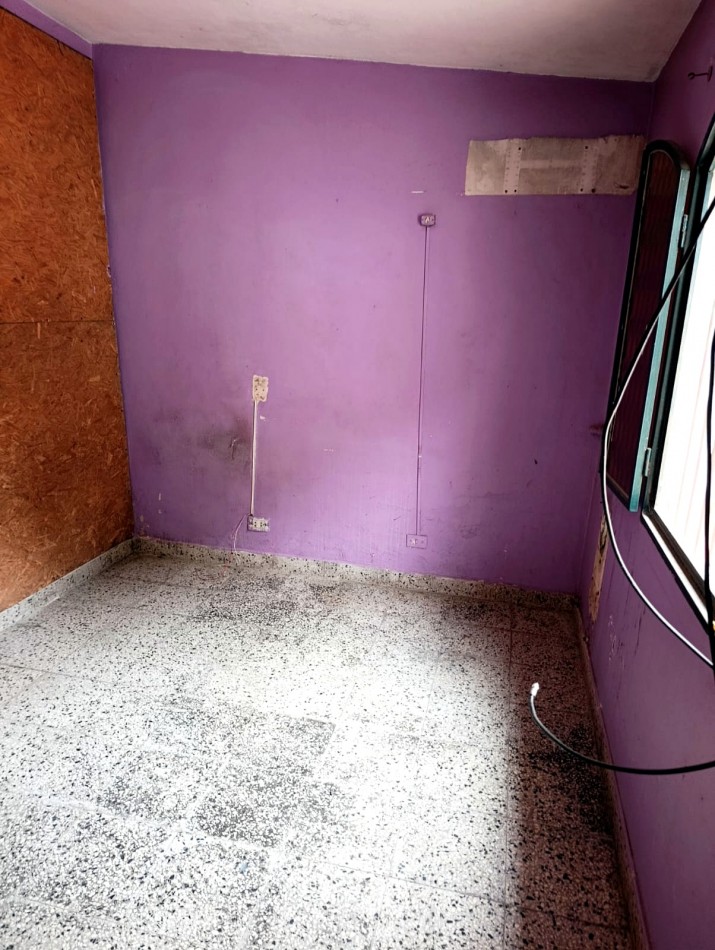 En venta propiedad sobre esquina Provincias Unidas y Tte. Gimenez 