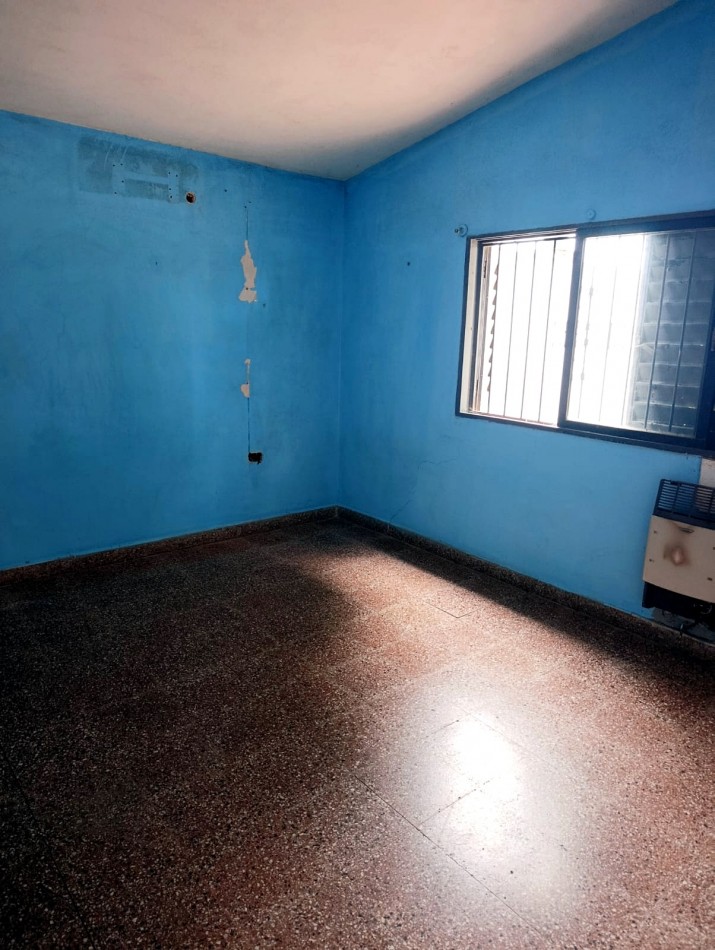 En venta propiedad sobre esquina Provincias Unidas y Tte. Gimenez 