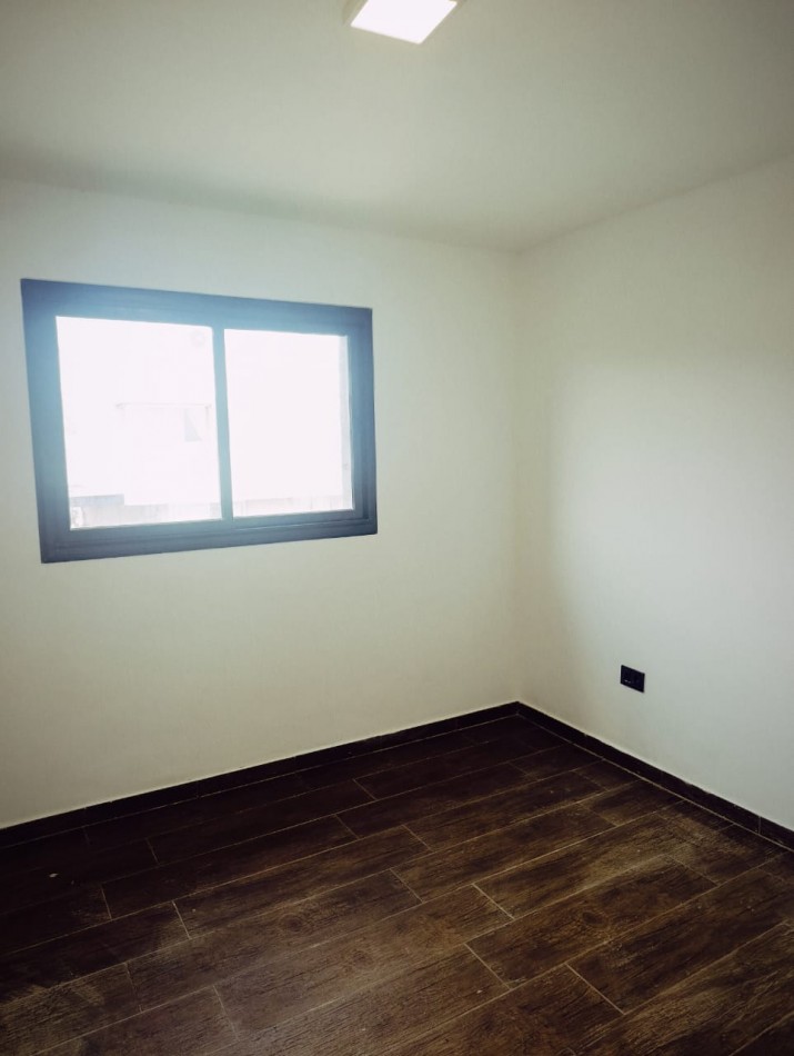 En venta imponente triplex con vista al rio zona Toma 
