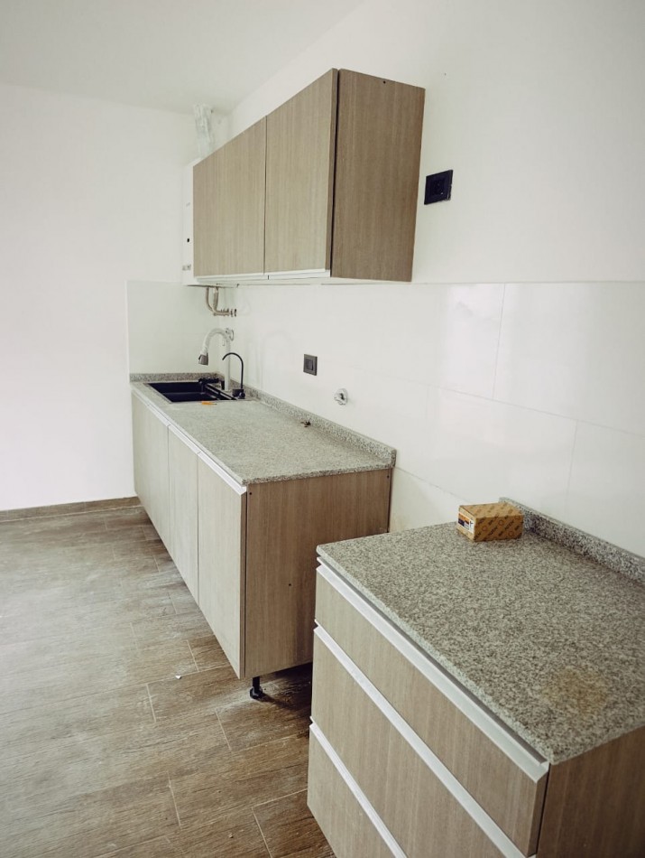 En venta imponente triplex con vista al rio zona Toma 