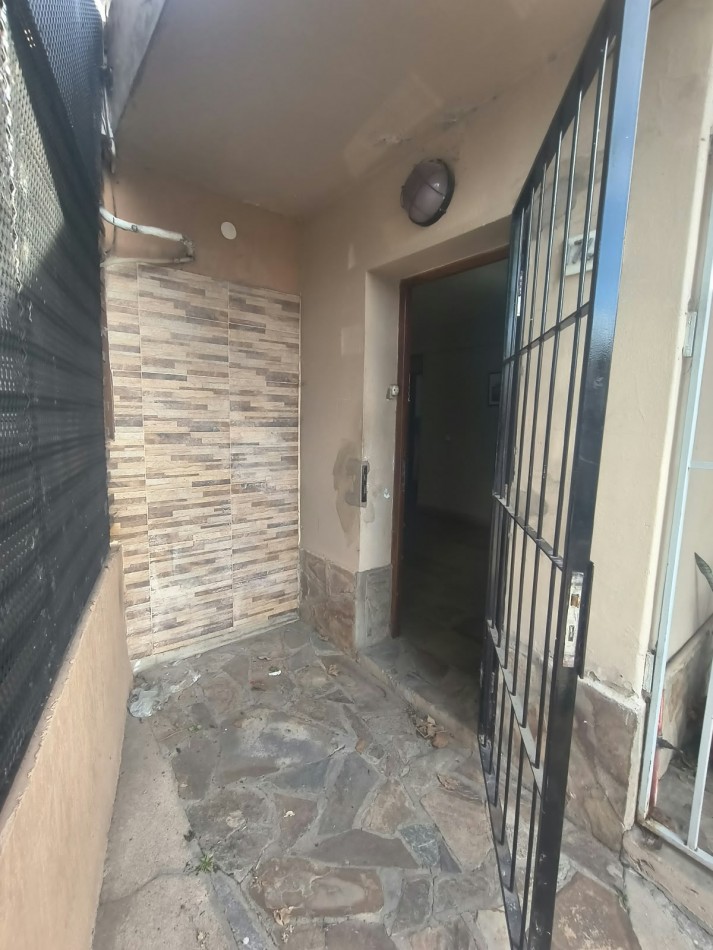 CASA EN VENTA - BARRIO MERCANTIL, PARANA