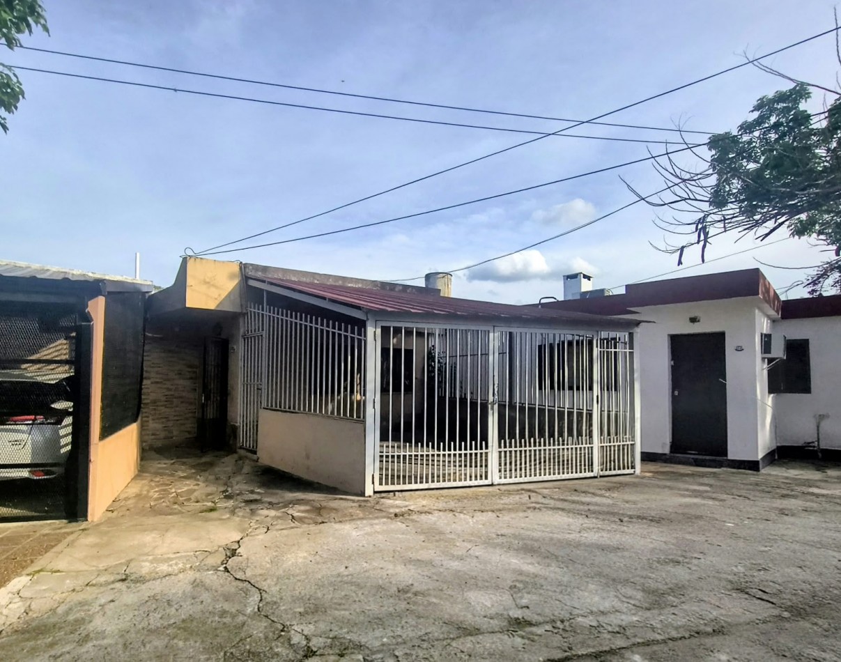 CASA EN VENTA - BARRIO MERCANTIL, PARANA