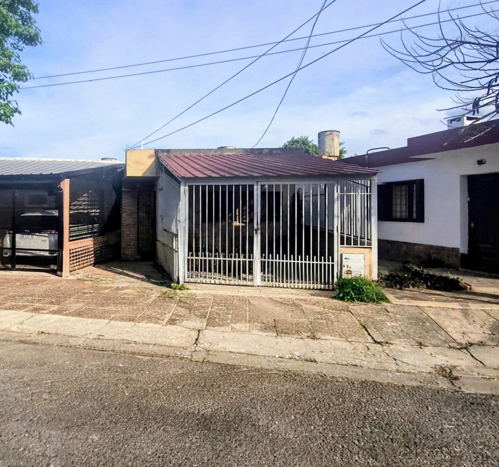 CASA EN VENTA - BARRIO MERCANTIL, PARANA