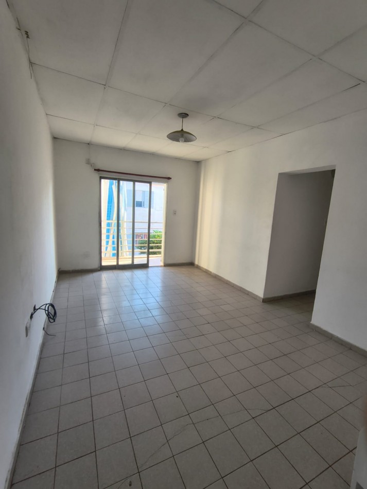 Se alquila departamento 3 dormitorios Casiano Calderon y Coronel Dominguez - San Agustin CGT