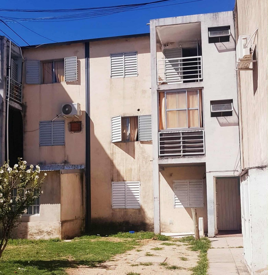 Se alquila departamento 3 dormitorios Casiano Calderon y Coronel Dominguez - San Agustin CGT