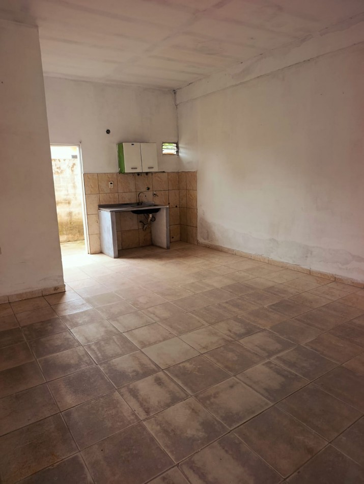 En venta departamentos inversion en Colonia Avellaneda 1 dormitorio con patio entrega y financiacion 