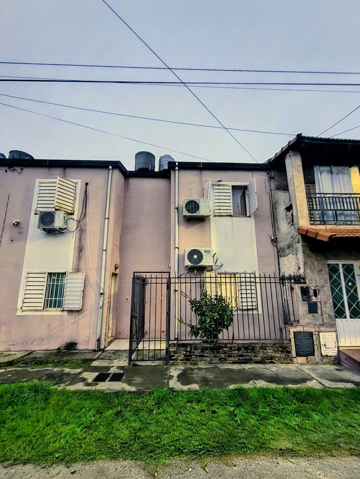VENTA DUPLEX - AYACUCHO Y PADRE CORONA, PARANA