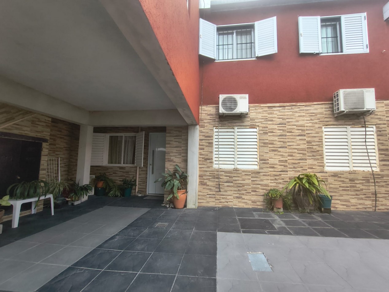 Hermosa casa en ph 3 dormitorios impecable 