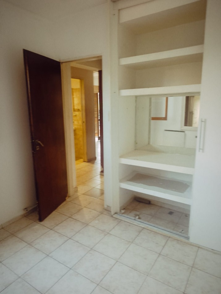 Se alquila departamento de 2 dormitorios centro 