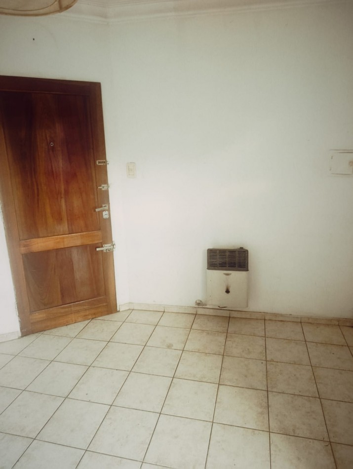 Se alquila departamento de 2 dormitorios centro 