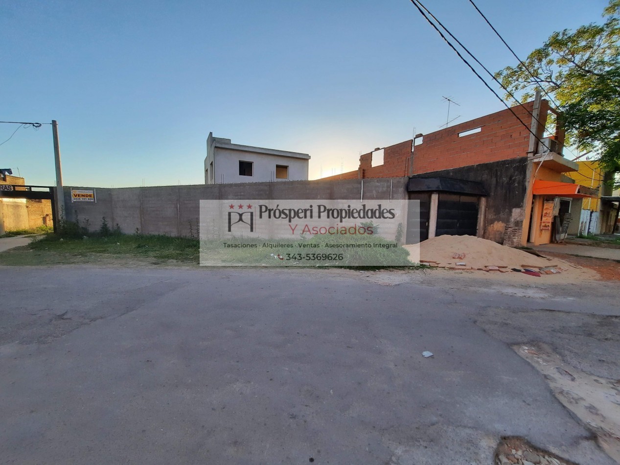 SE VENDE GRAN TERRENO , COCHERAS Y CASA A TERMINAR !!!!