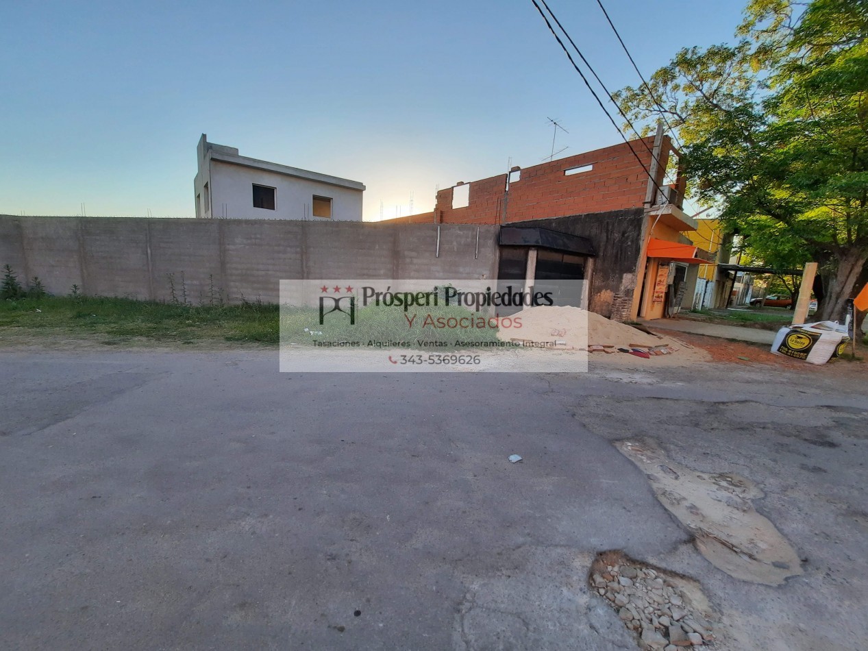 SE VENDE GRAN TERRENO , COCHERAS Y CASA A TERMINAR !!!!