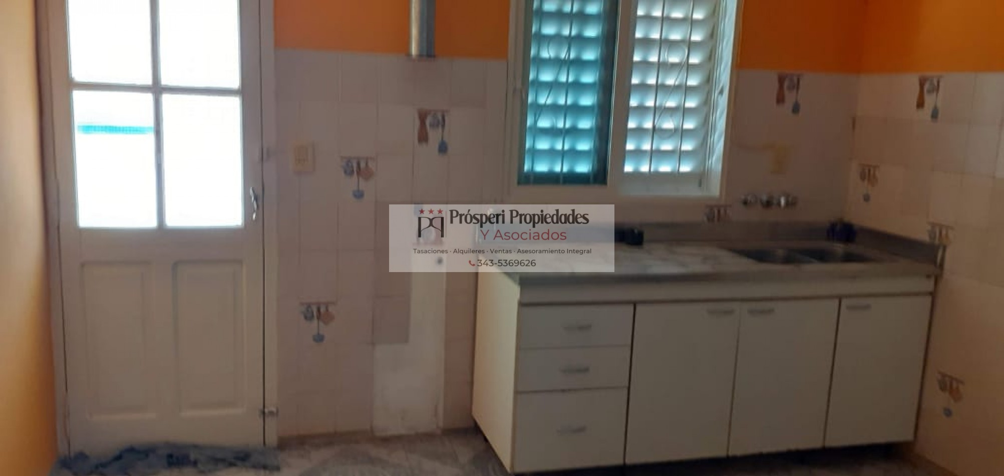 En venta oportunidad casa 2 dormitorios !!!!!