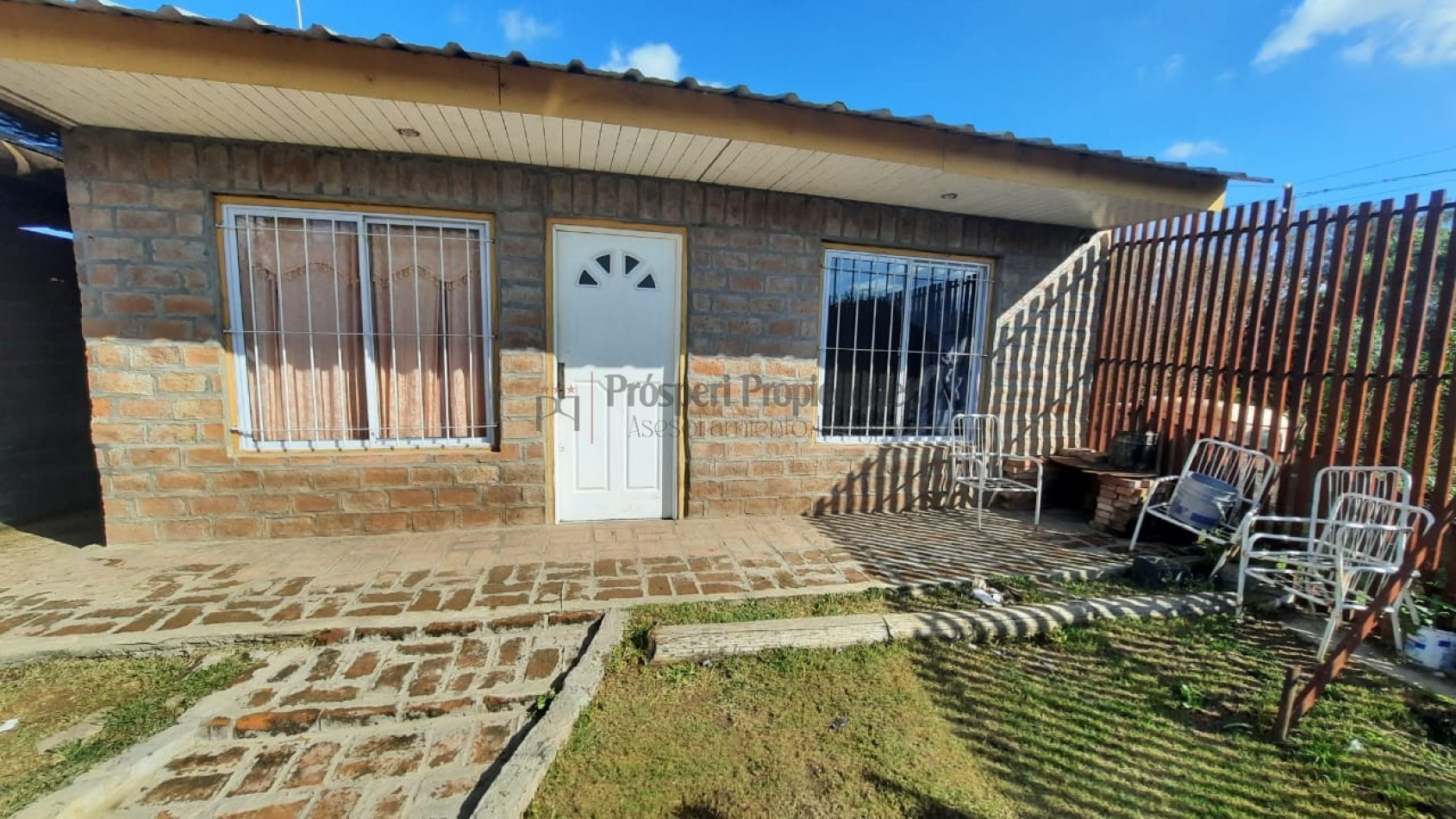 CASA 3 DORMITORIOS SAN BENITO EN VENTA 