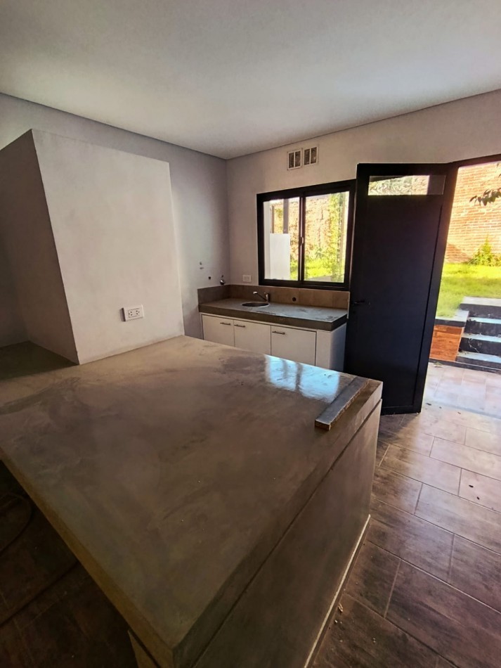 En venta duplex a estrenar aptos credito Zona  Paracao.