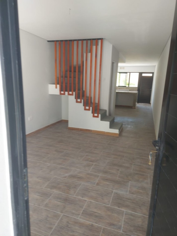 En venta duplex a estrenar aptos credito Zona  Paracao.