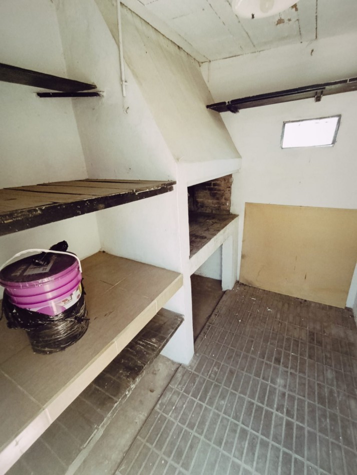 Amplia casa en alquiler. Perfecto Estado.