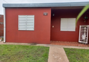 Alquiler casa 2 dormitorios en Colonia Avellaneda 