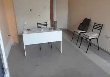 Se alquila hermoso local comercial zona centro parque