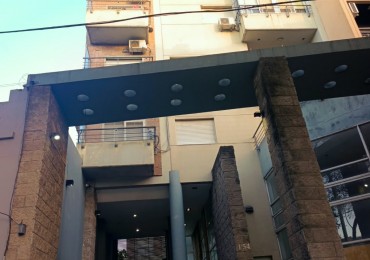 En venta hermoso y amplio semipiso zona centro 