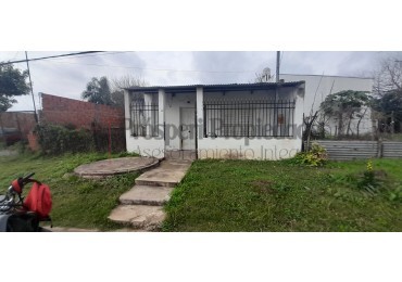 OPORTUNIDAD CASA 3 DORMITORIOS EN VENTA 